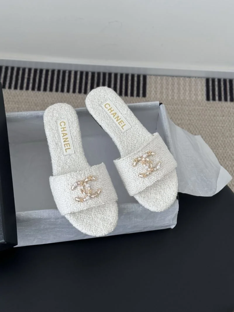 Packable Chanel Slippers 18784