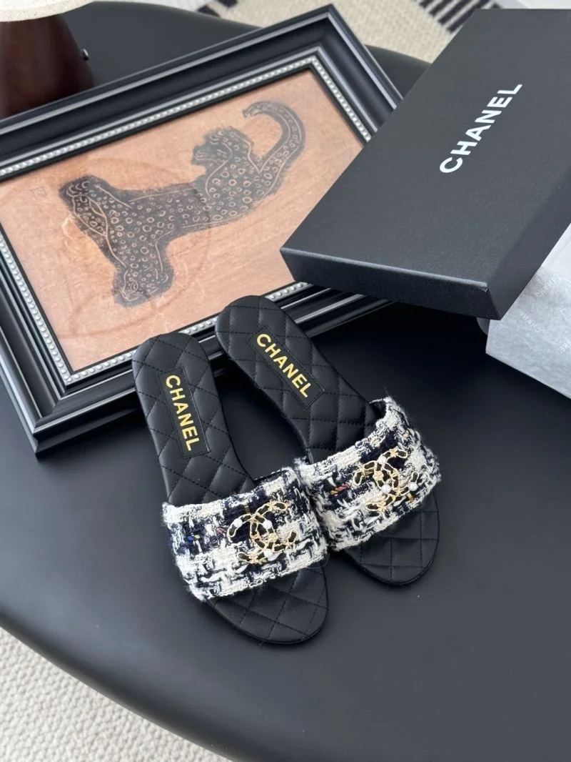Chanel Slippers TravelReady 18779
