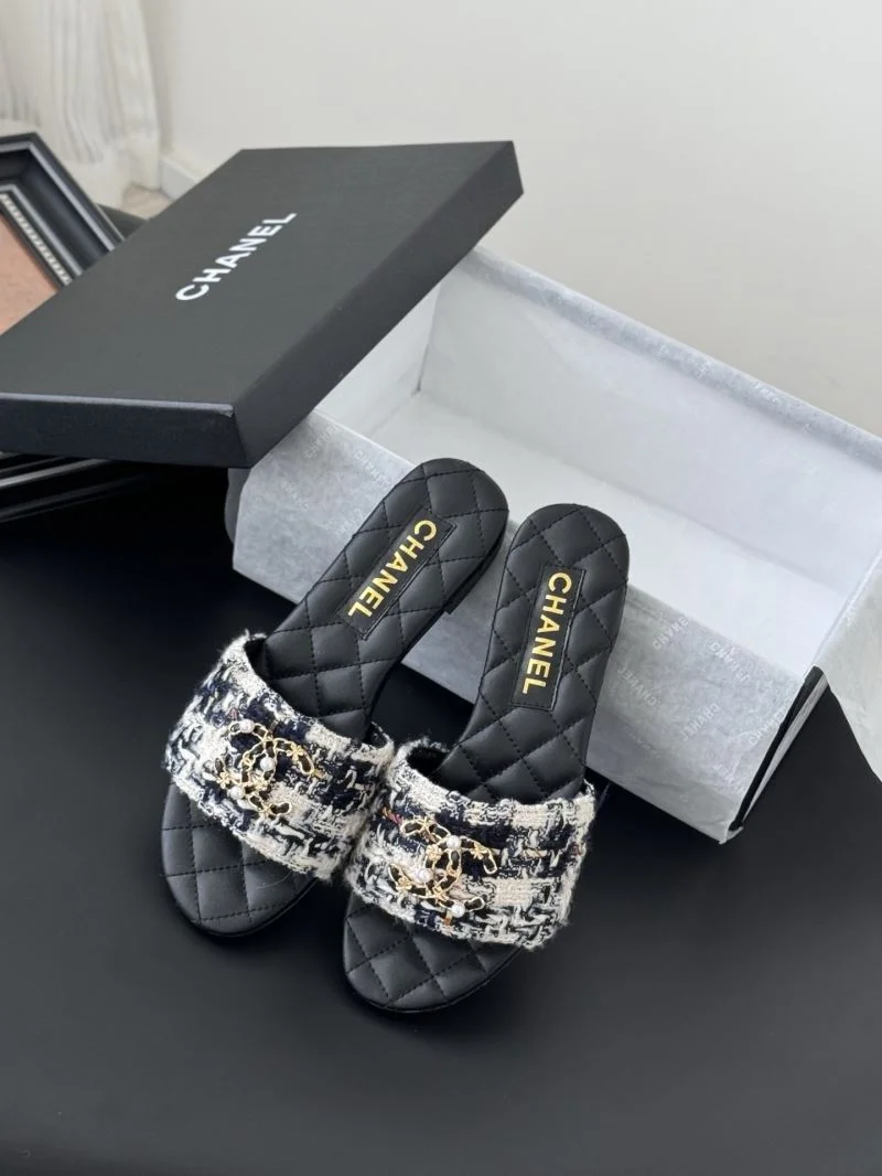 Chanel Slippers TravelReady 18779
