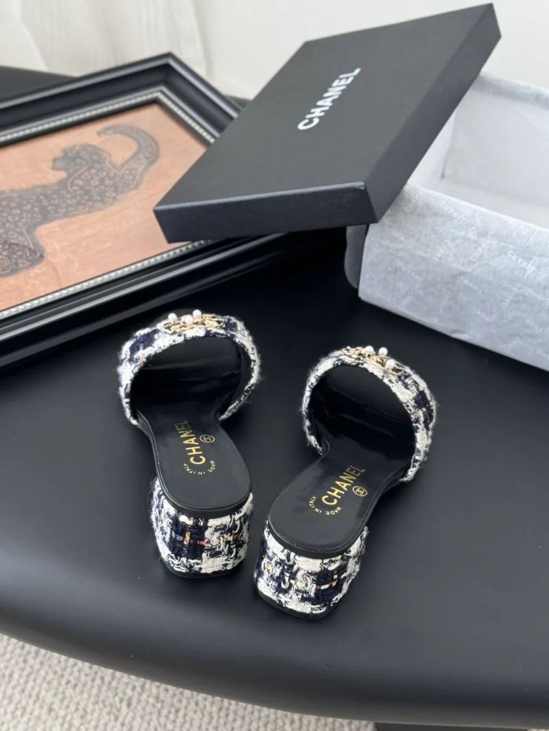 Chanel Slippers Supportive 18775