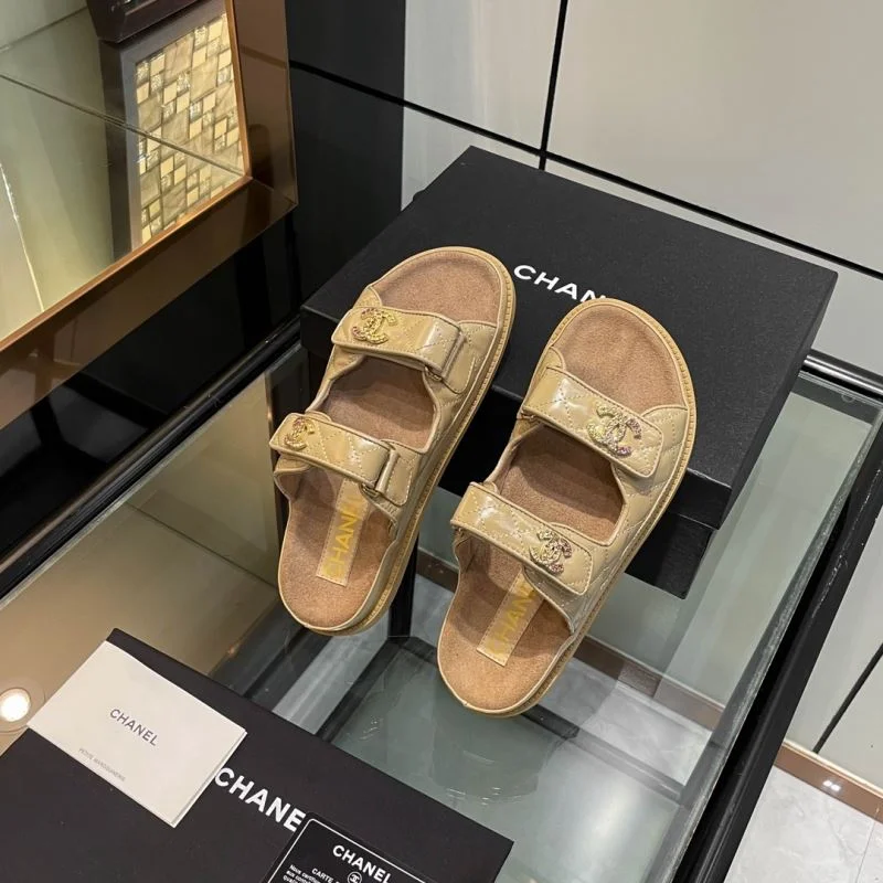 Chanel Slippers Sophisticated 18777