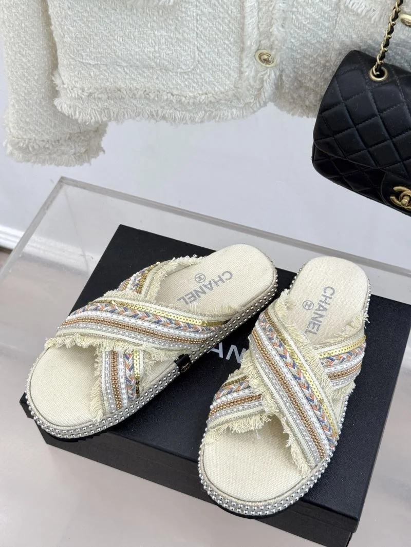 Chanel Slippers Unisex 18767
