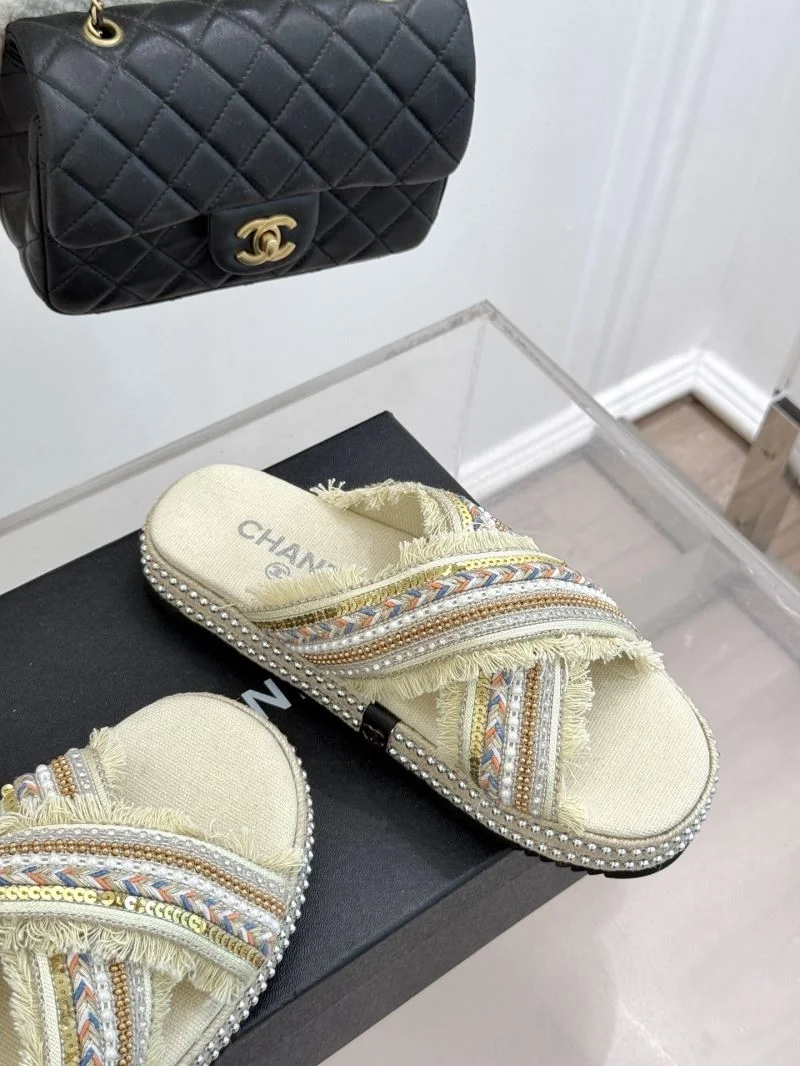 Chanel Slippers Unisex 18767