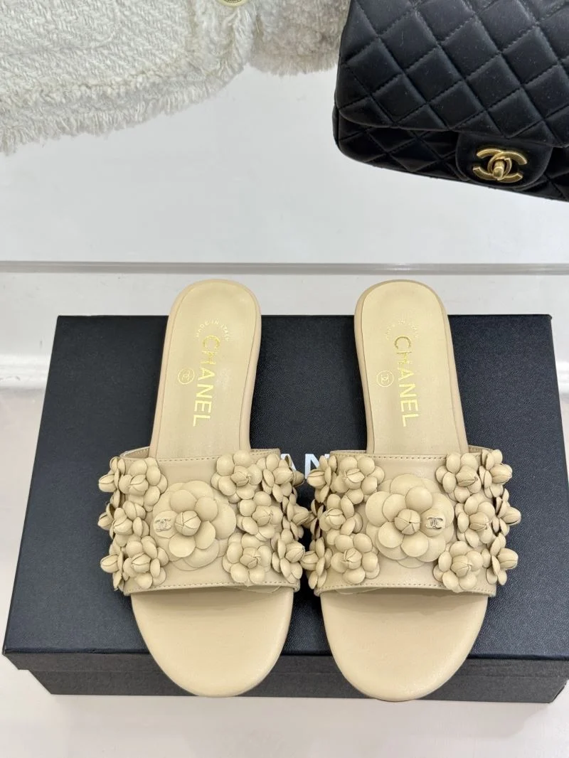 Chanel Slippers Lightweight 18764