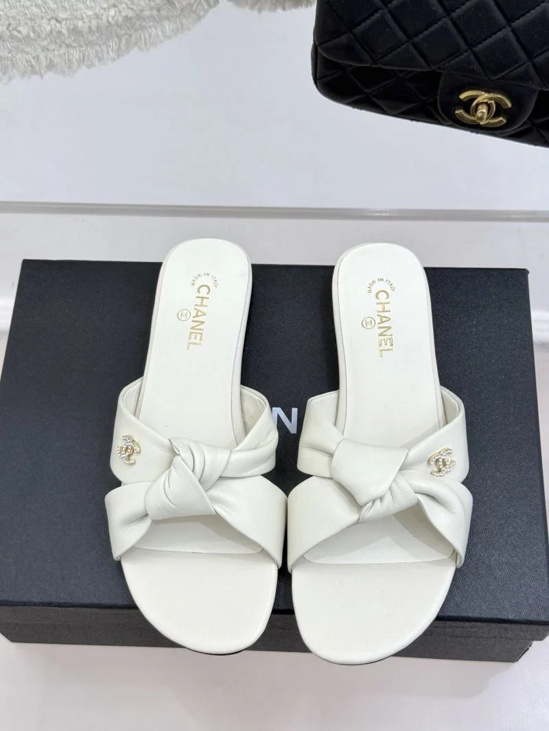 GoAnywhere Chanel Slippers 18762