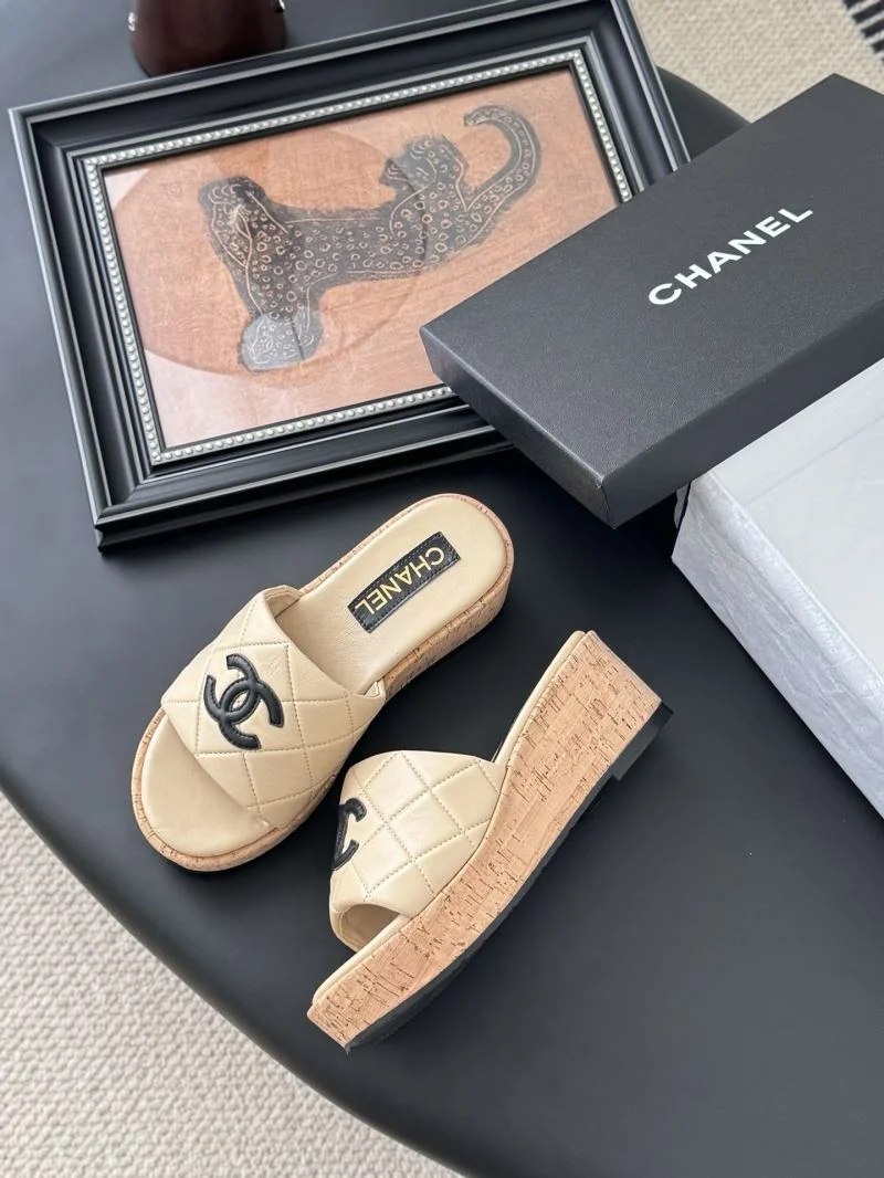 SoftTouch Chanel Slippers 18759