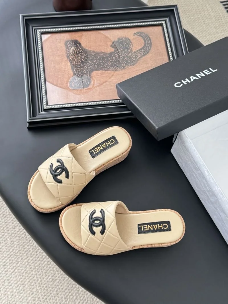 SoftTouch Chanel Slippers 18759