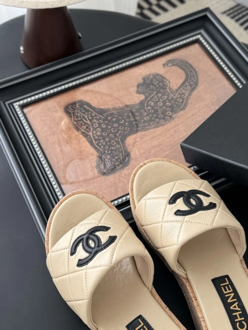 SoftTouch Chanel Slippers 18759