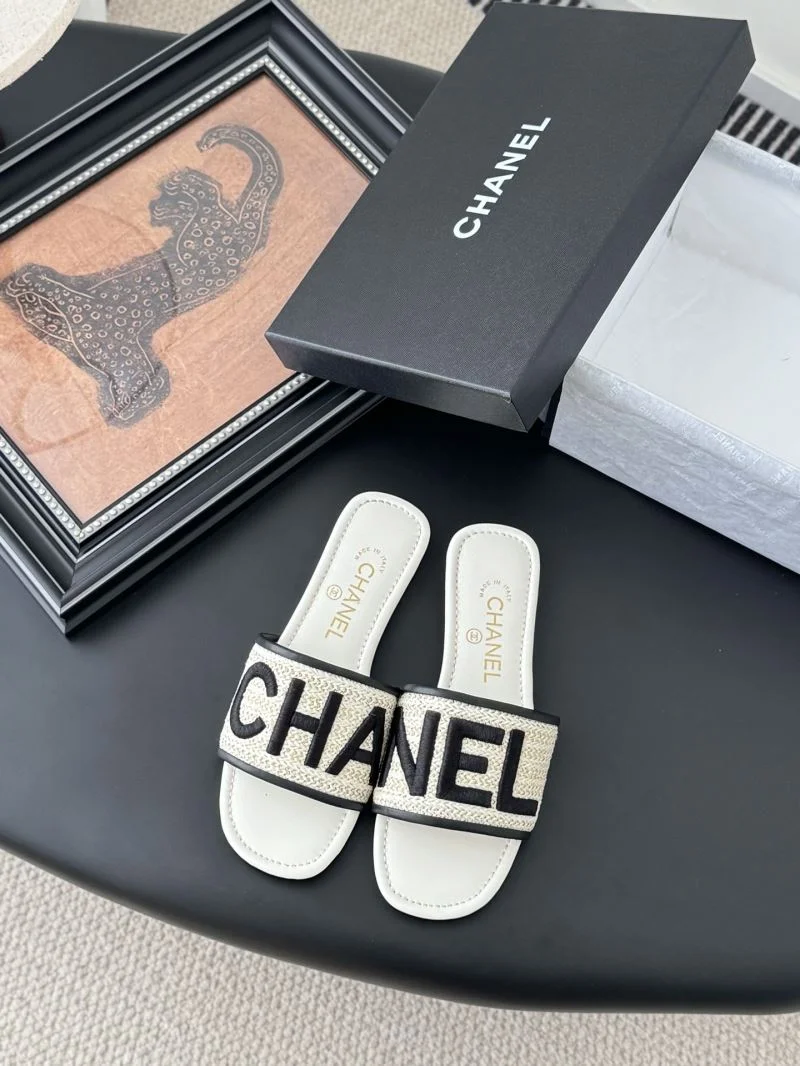 Youthful Chanel Slippers 18768