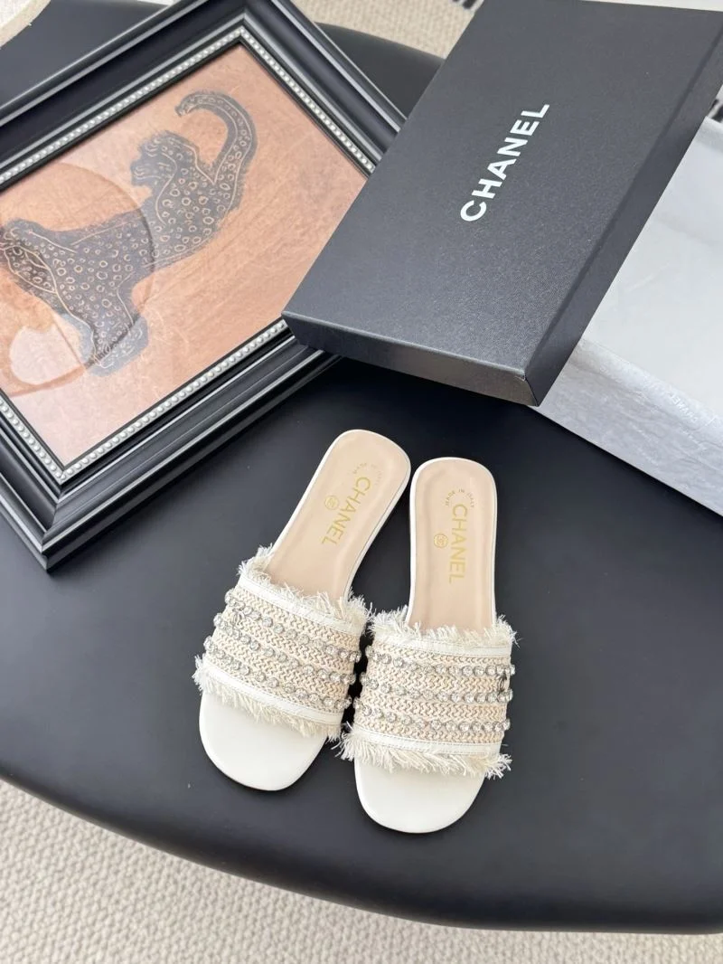Chanel Slippers Snug 18757