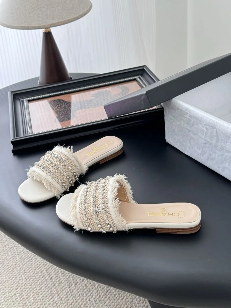 Chanel Slippers Snug 18757