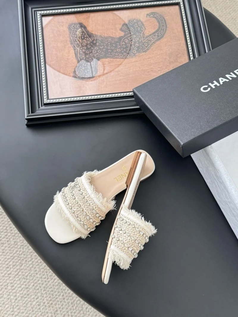 Chanel Slippers Snug 18757