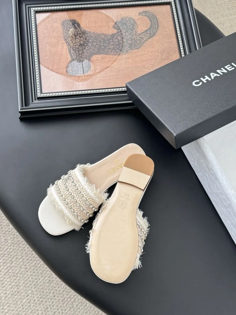 Chanel Slippers Snug 18757