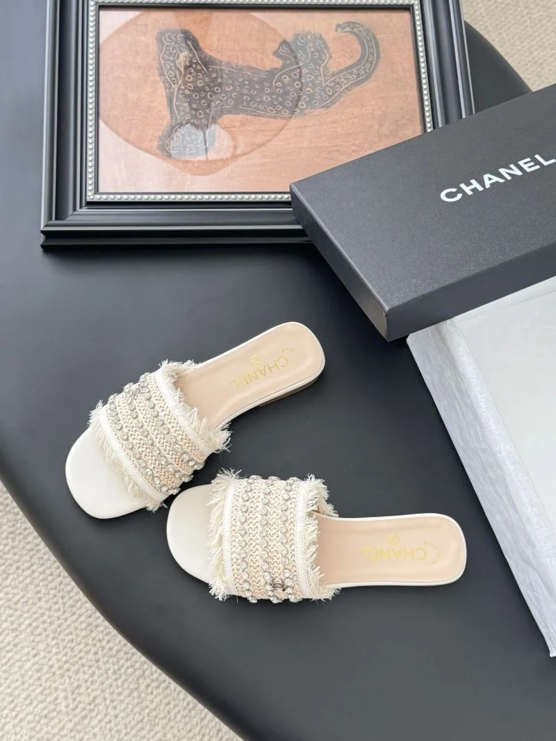 Chanel Slippers Snug 18757