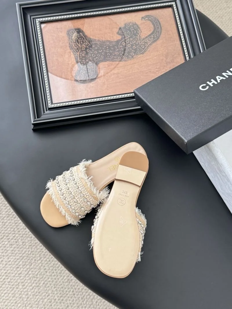 Sporty Chanel Slippers 18771