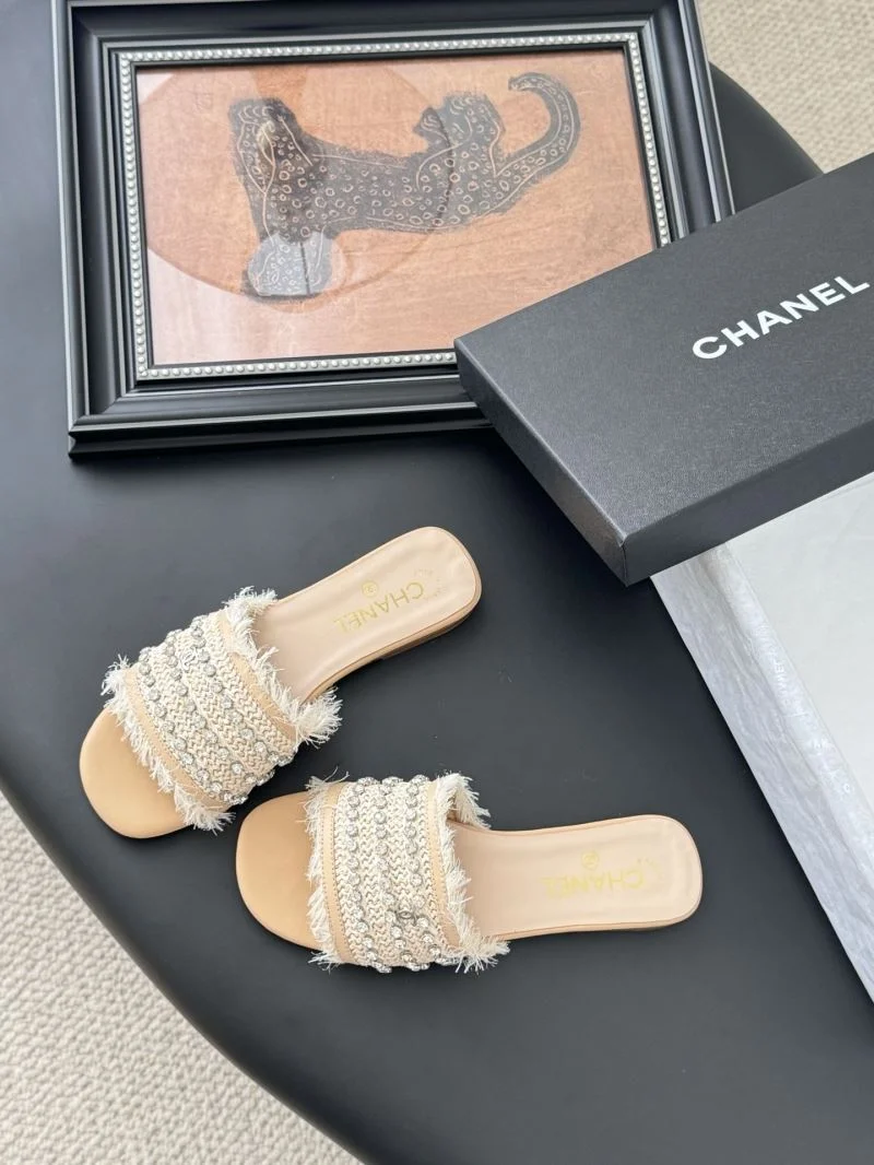 Sporty Chanel Slippers 18771