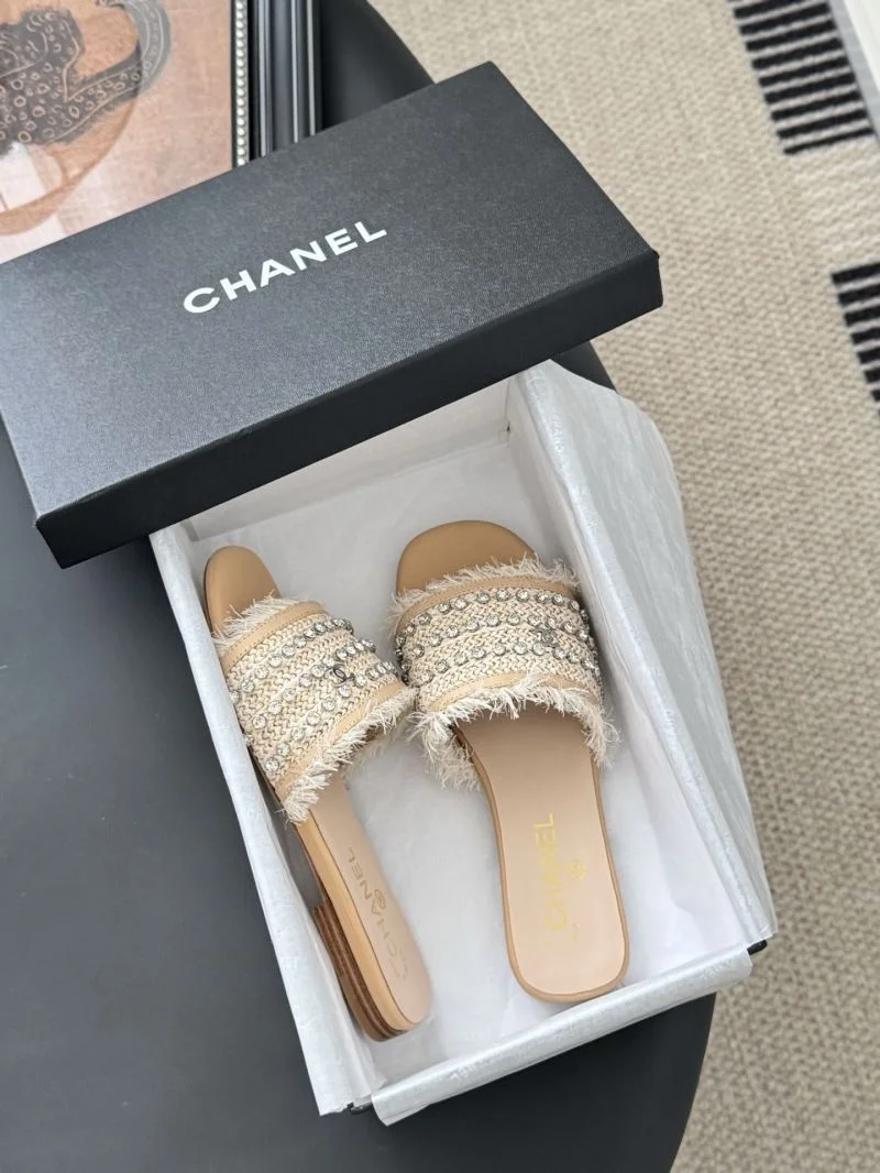 Sporty Chanel Slippers 18771
