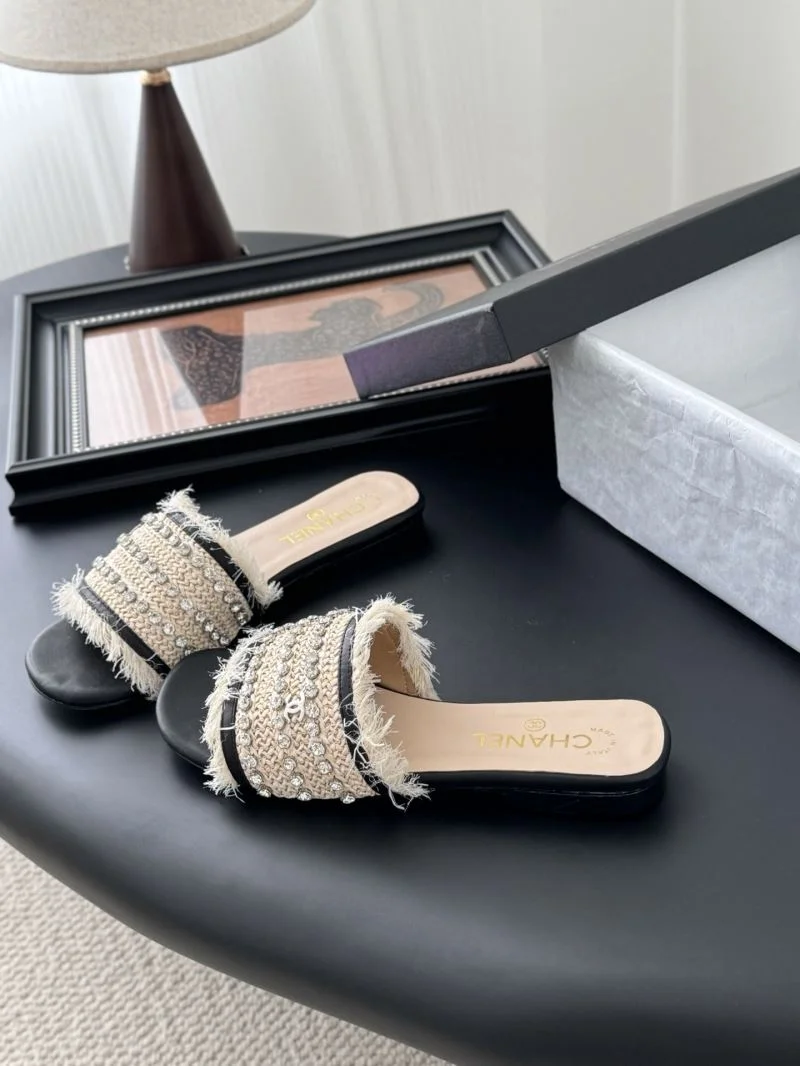 WrinkleFree Chanel Slippers 18754
