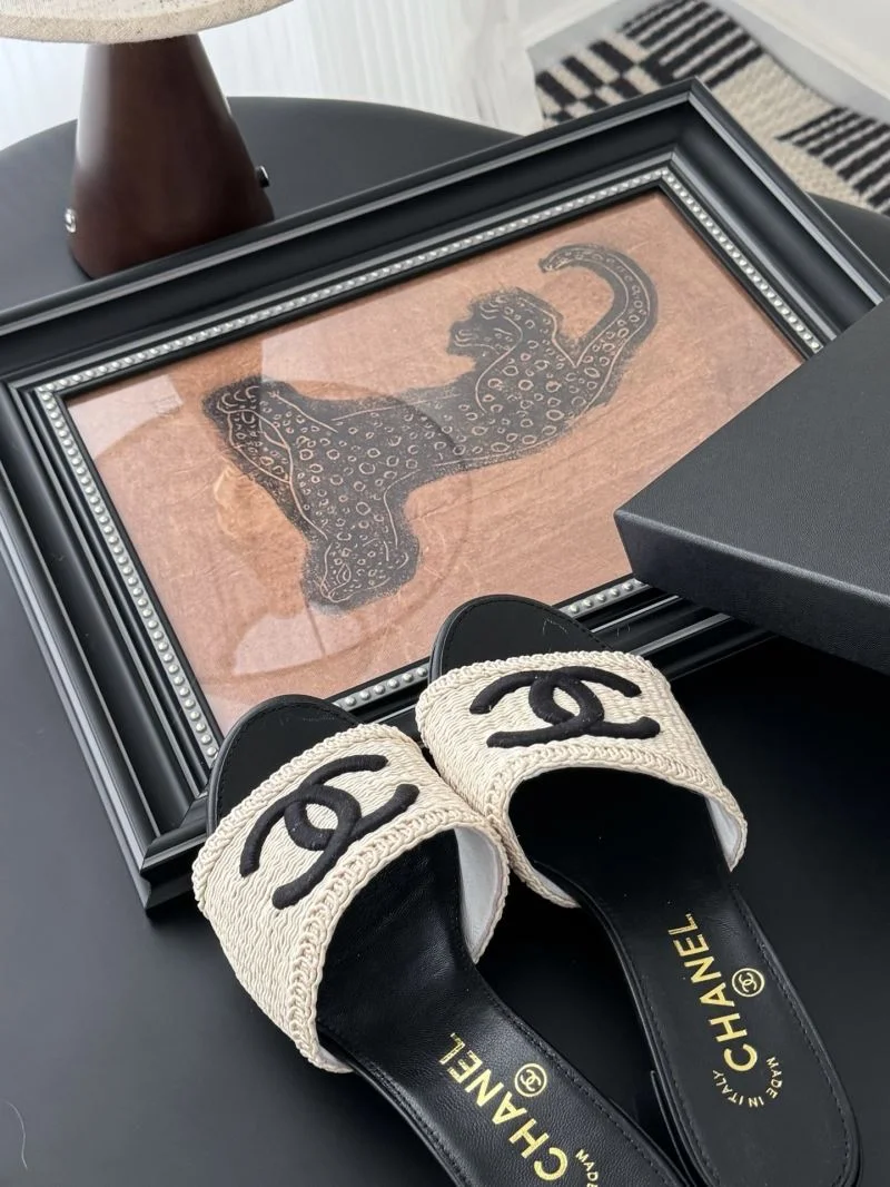 Chanel Slippers EyeCatching 18747