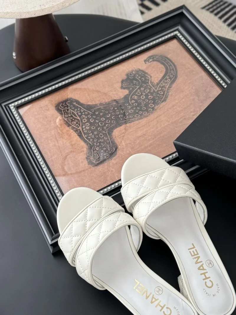 Chanel Slippers HighQuality 18749