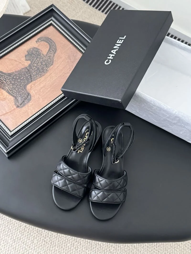 Trendy Chanel Slippers 18748