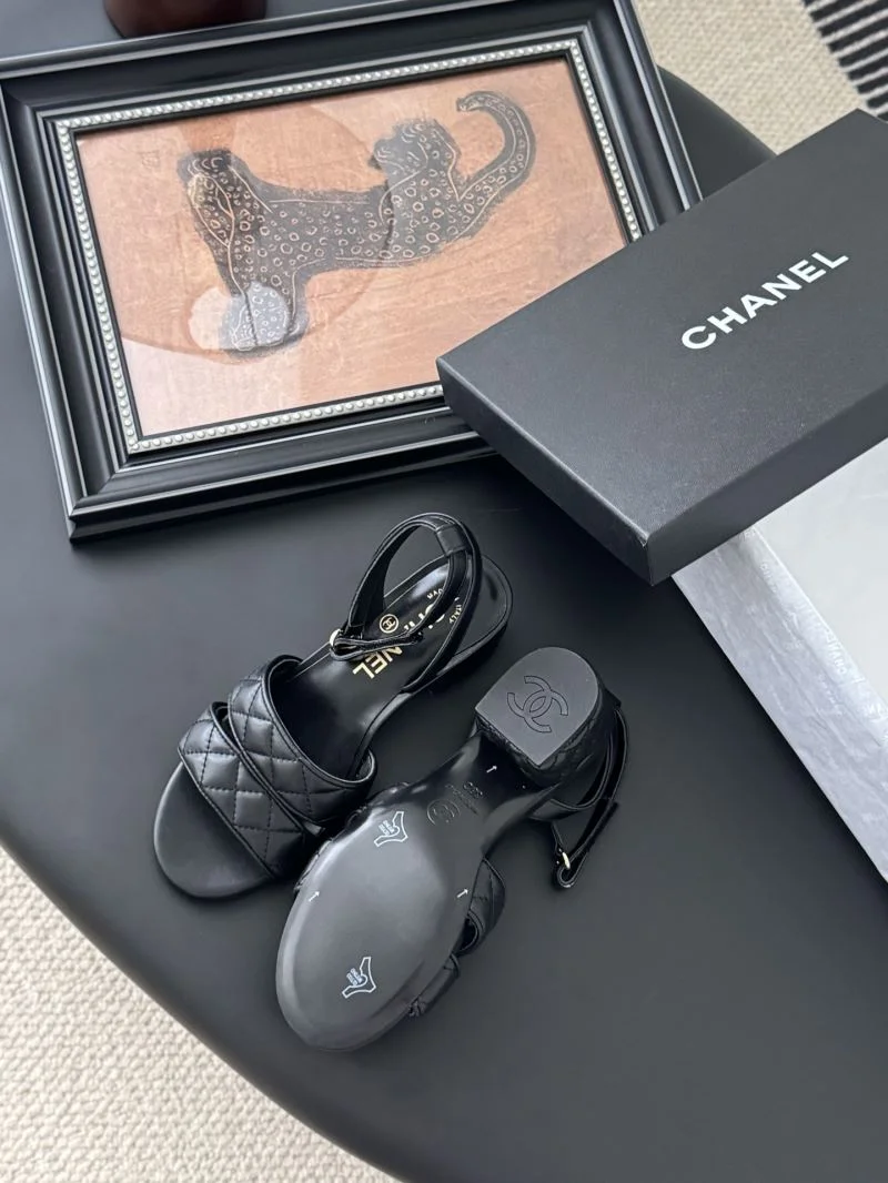 Trendy Chanel Slippers 18748