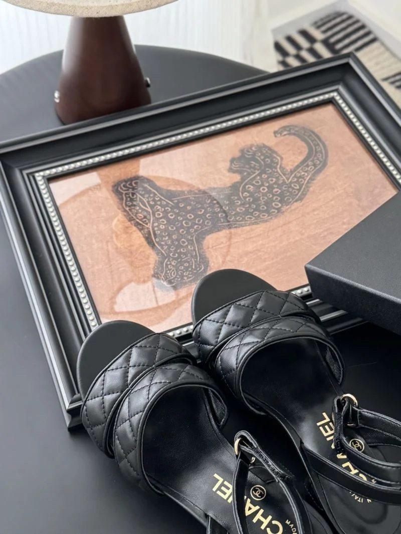 Trendy Chanel Slippers 18748