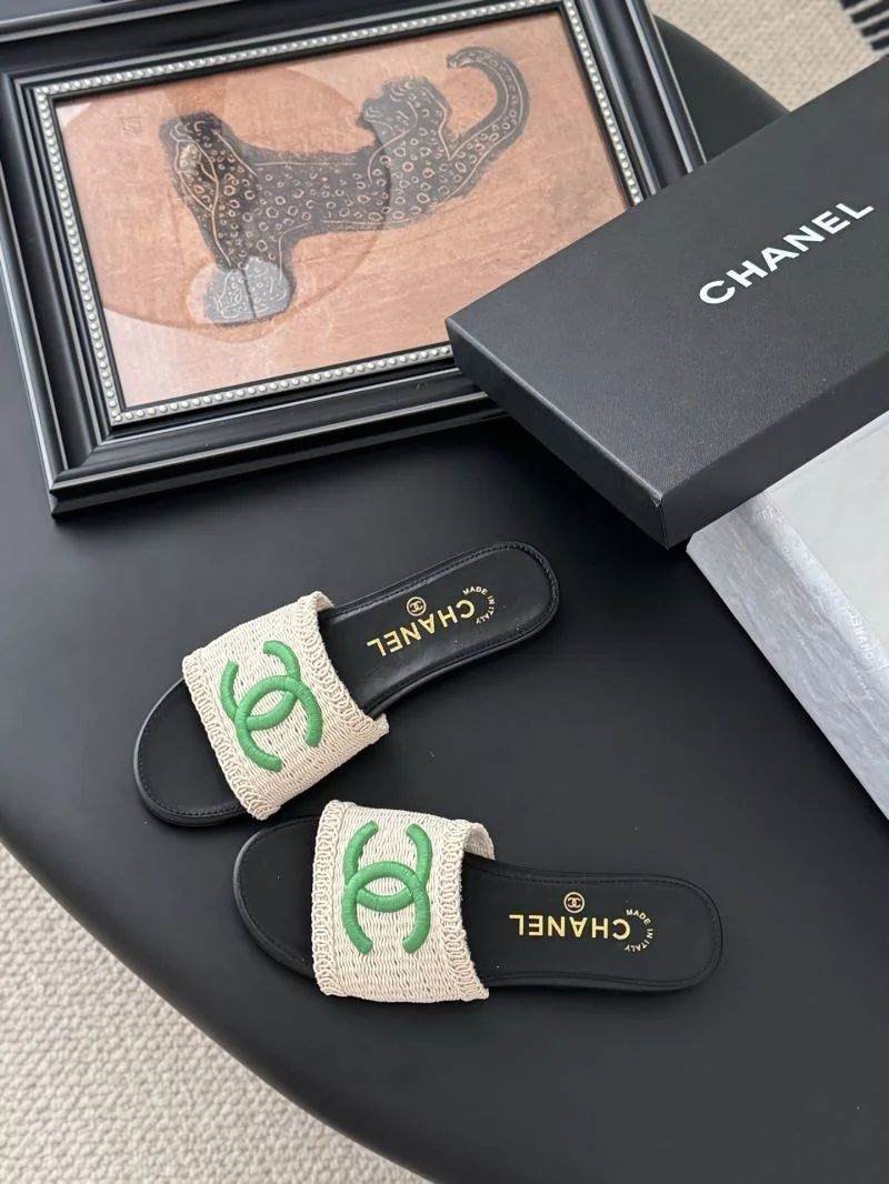 Chanel Slippers TimelessDesign 18735