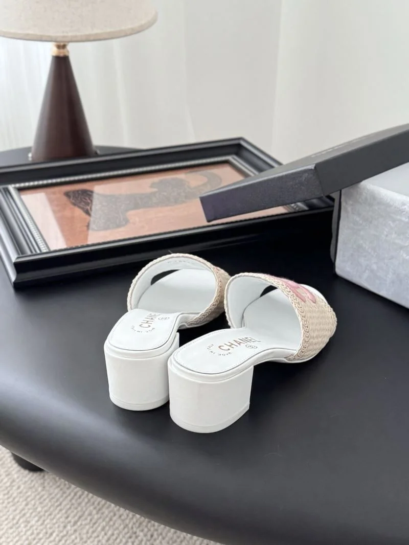 Chanel Slippers EasyCare 18855