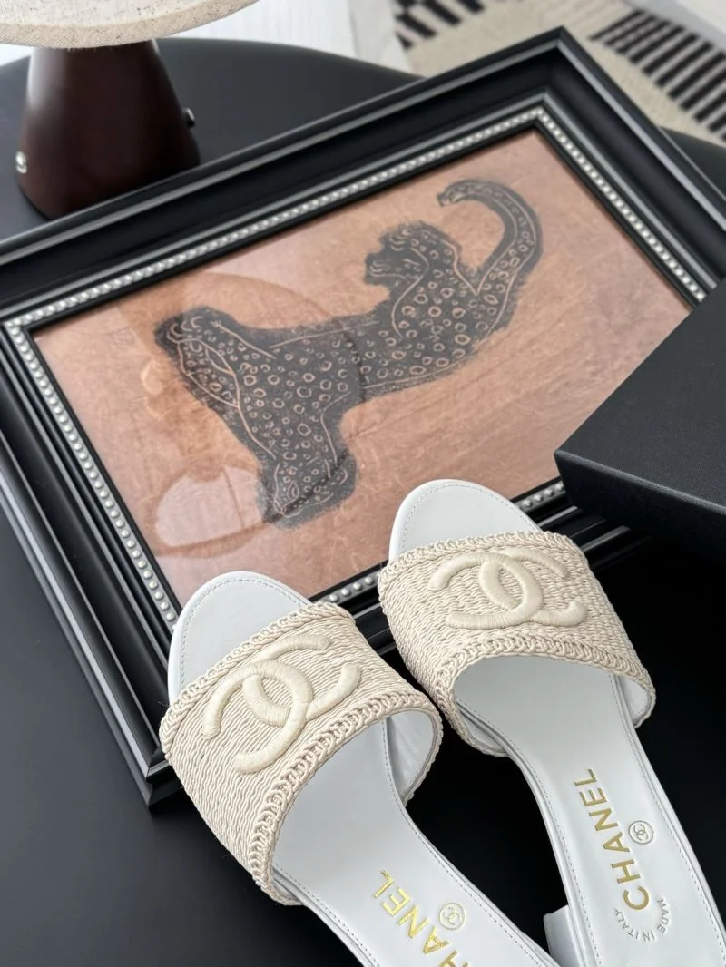 Durable Chanel Slippers 18744