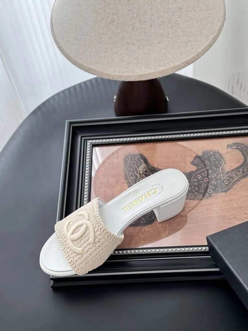 Durable Chanel Slippers 18744