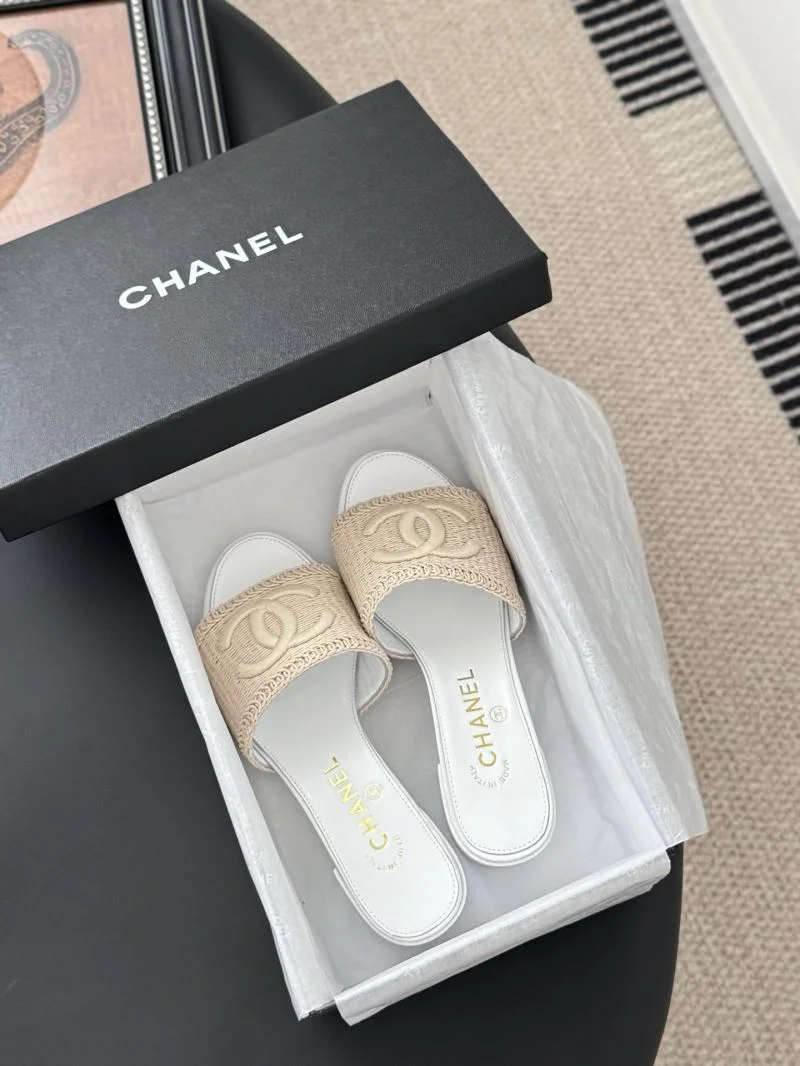 Durable Chanel Slippers 18744