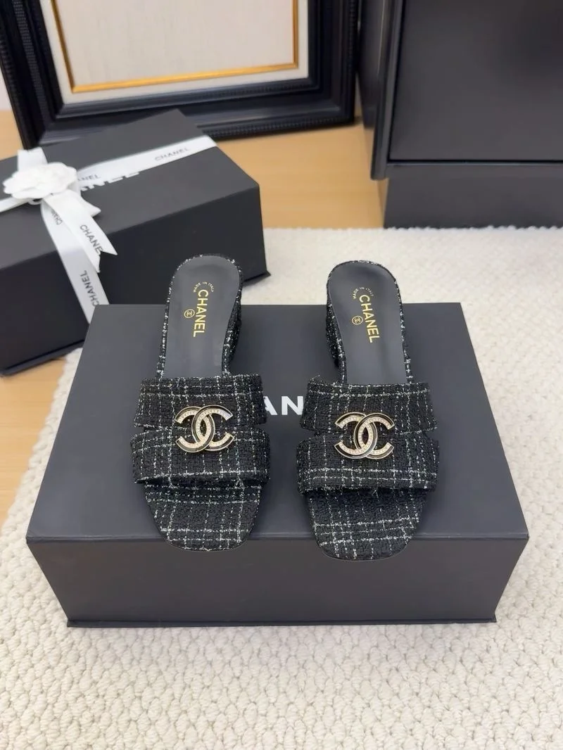 Durable Chanel Slippers 18787
