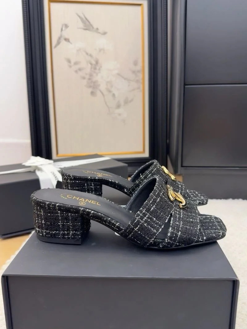 Durable Chanel Slippers 18787
