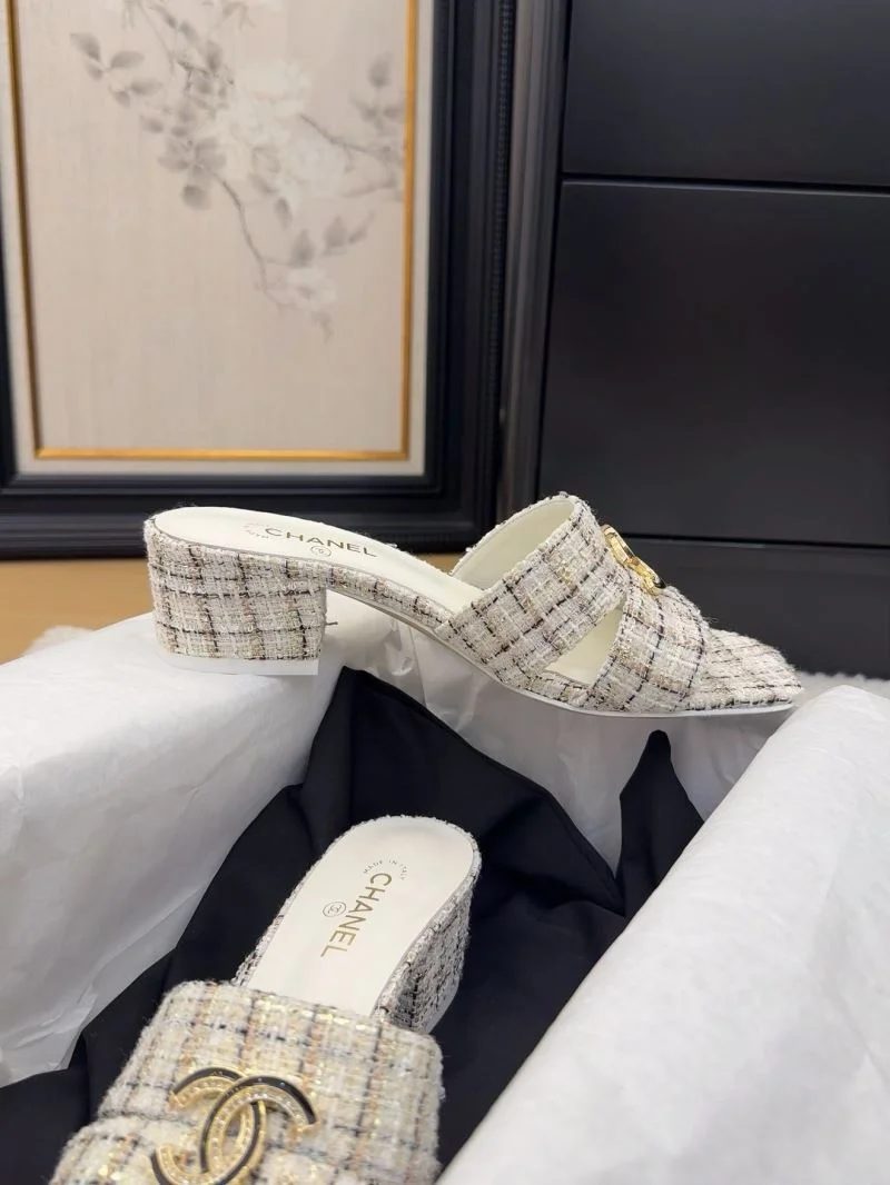 Chanel Slippers Attractive 18728