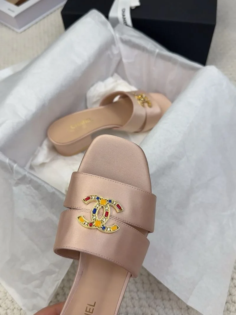 SmoothTexture Chanel Slippers 18724