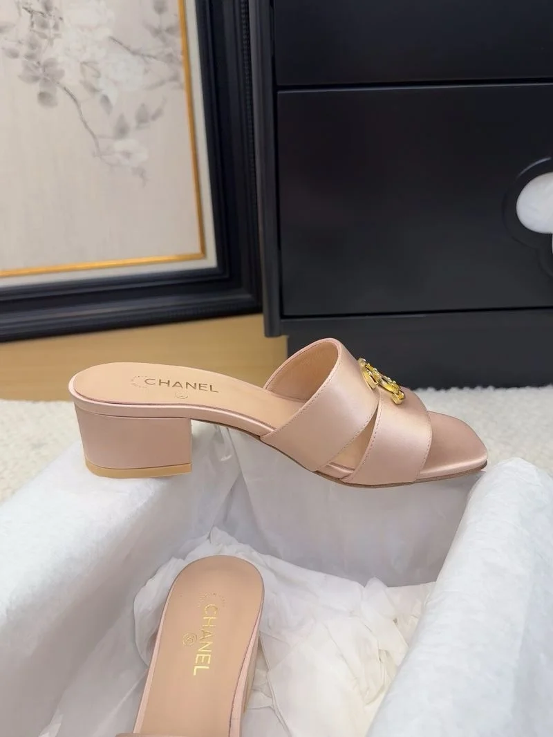 SmoothTexture Chanel Slippers 18724