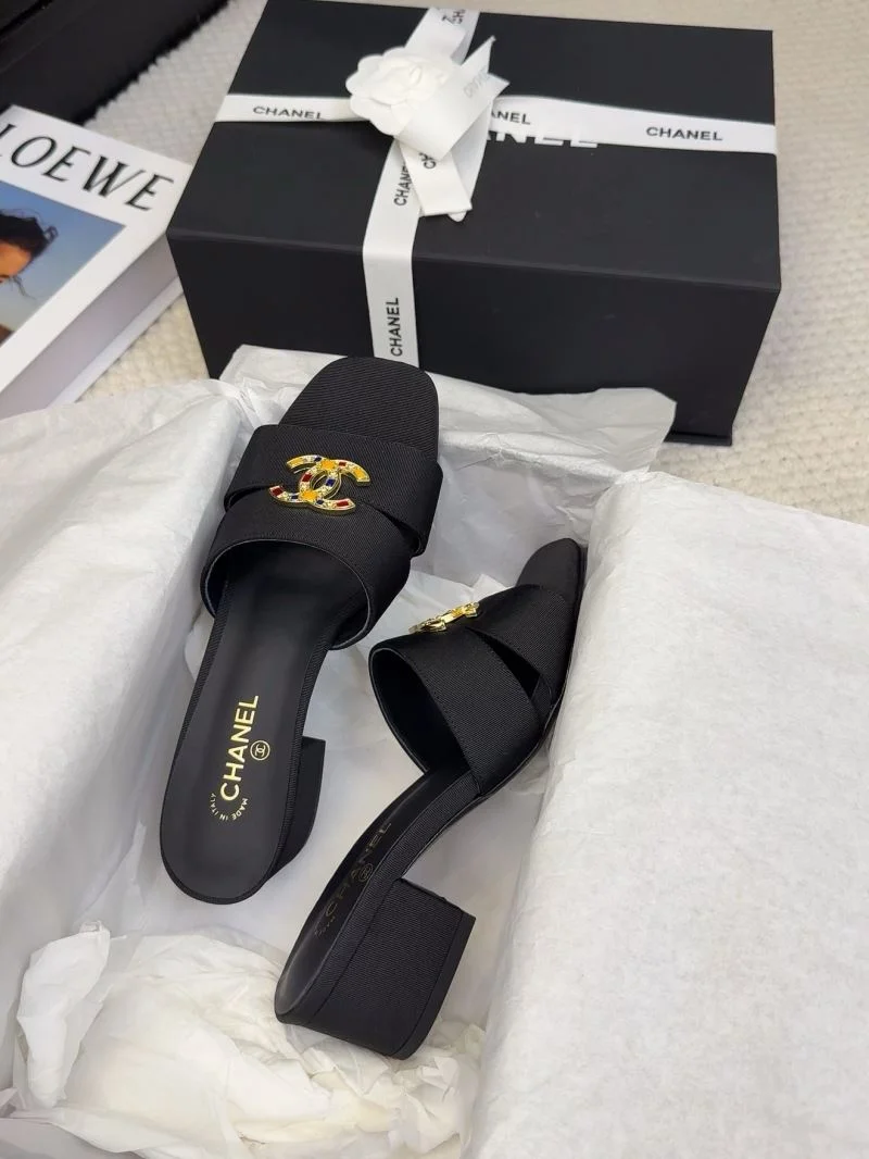 Chanel Slippers Durable 18750