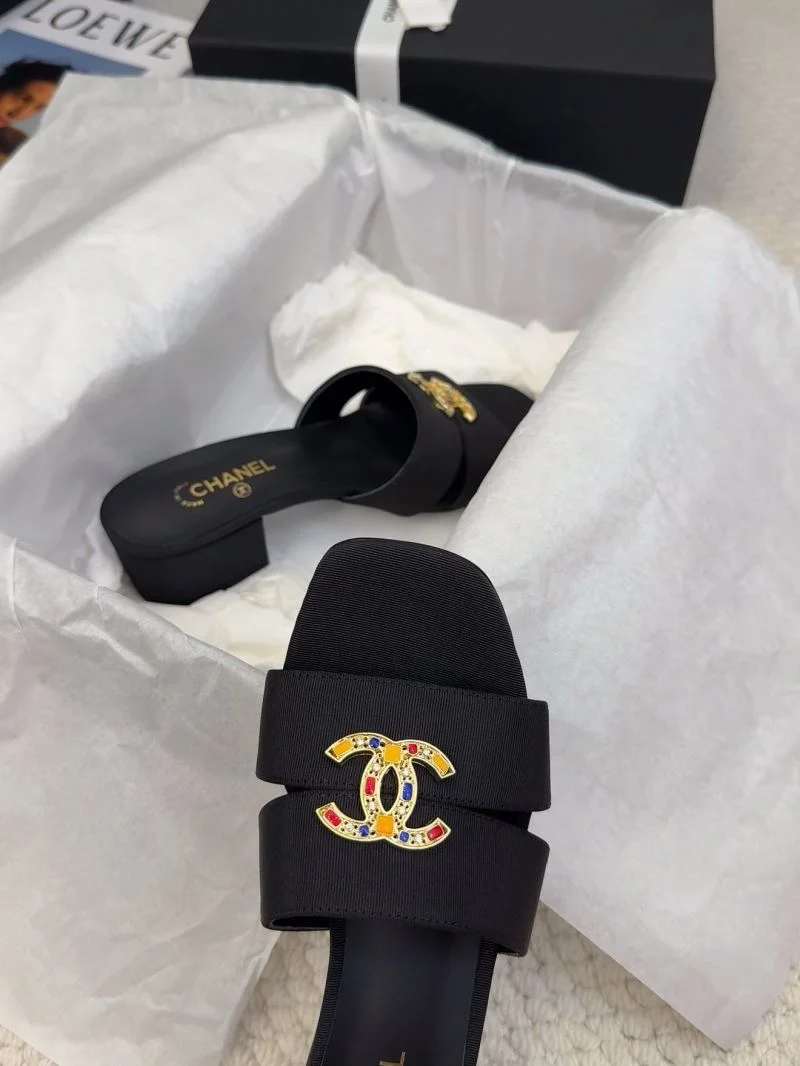 Chanel Slippers Durable 18750