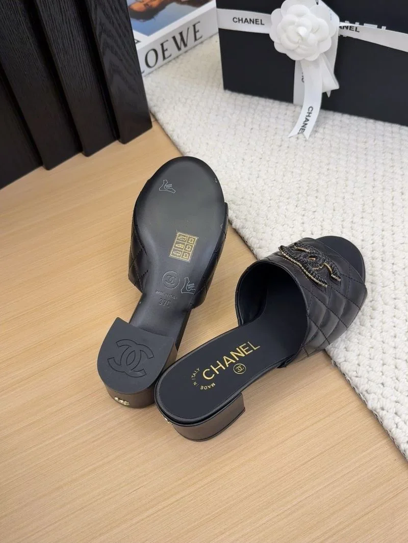 Thermal Chanel Slippers 18716