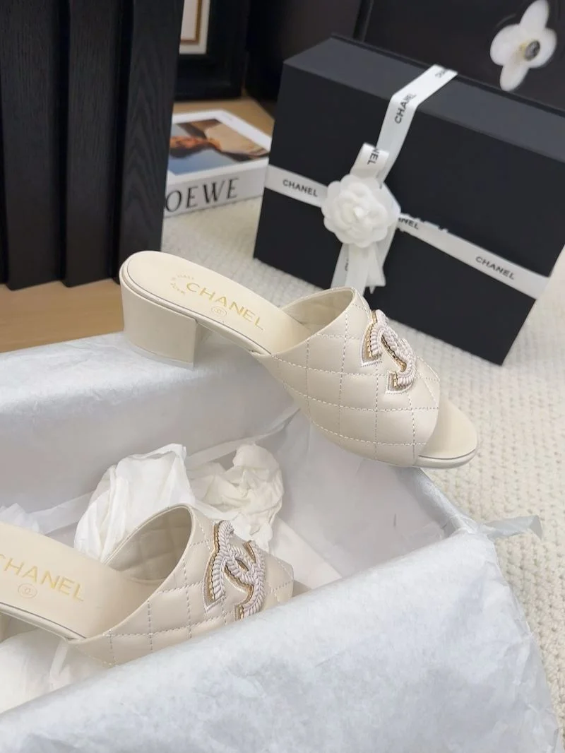 AllSeason Chanel Slippers 18711