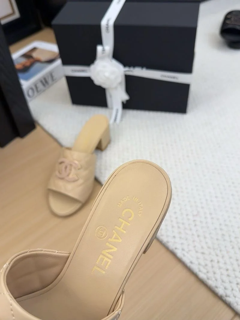 Chanel Slippers Breathable 18714