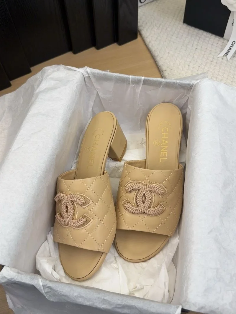 Chanel Slippers Breathable 18714