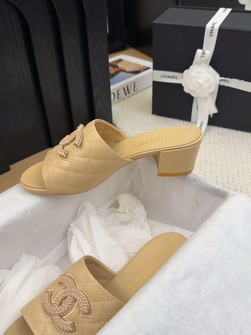 Chanel Slippers Breathable 18714