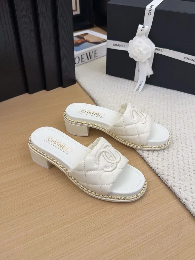 Breathable Chanel Slippers 18710