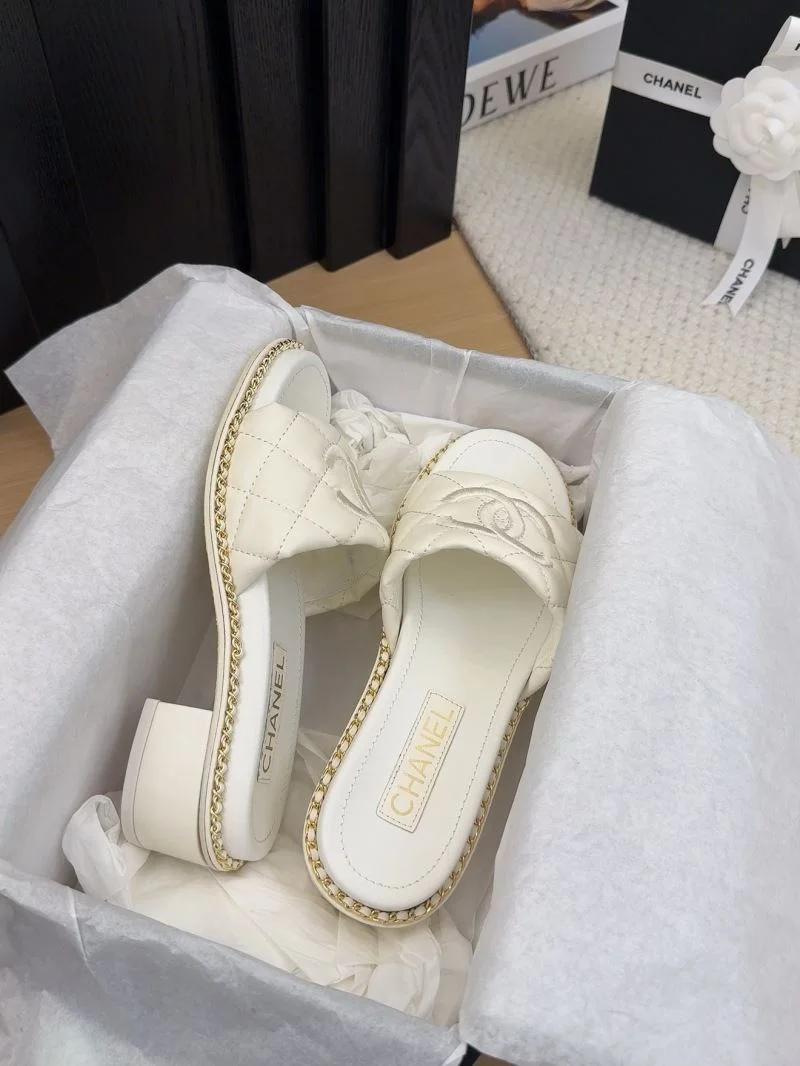 Breathable Chanel Slippers 18710