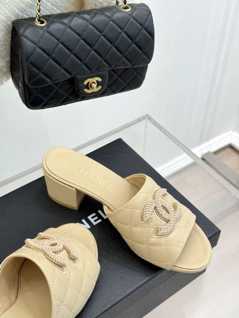 Unisex Chanel Slippers 18694