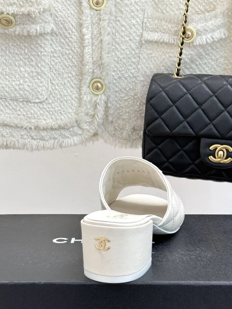Unique Chanel Slippers 18696