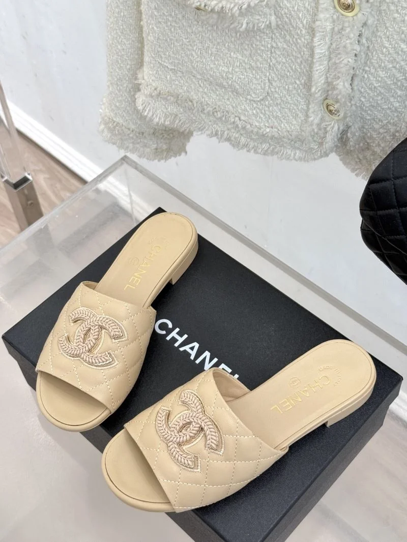 HighPerformance Chanel Slippers 18690