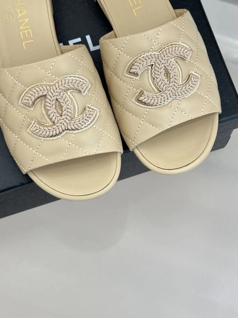 HighPerformance Chanel Slippers 18690